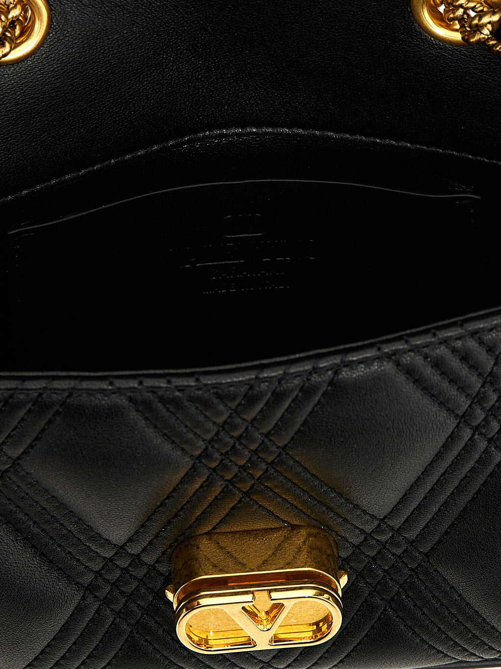 Valentino Garavani Quiltie 67 Shoulder Bag